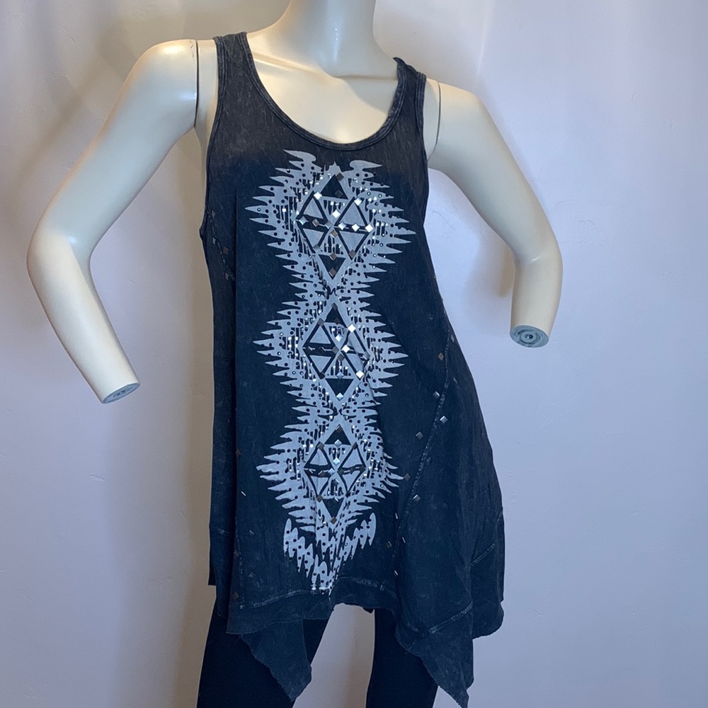 NWT - Vocal tank top - M